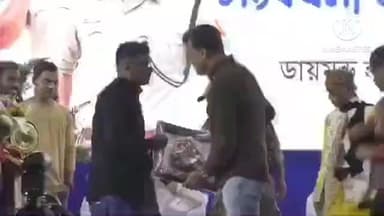 মগরাহাট ১: ডায়মন্ডহারবার পুলিশ জেলার অতিরিক্ত পুলিশ সুপার মিতুন কুমার দের হাতে বিদায় সংবর্ধনা তুলে দিলেন ইমরান হোসেন মোল্লা