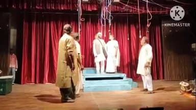 কালনা ১: কালনার পুরোশ্রীতে অনুষ্ঠিত যাত্রাপালায় অভিনয় করলেন রাজ্যের মন্ত্রী স্বপন দেবনাথ