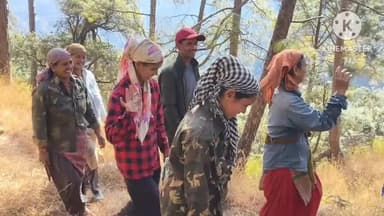 धारचूला: प्रभागीय वना अधिकारी के आदेश पर वन विभाग की टीम ने चंडाक व गुरना में लोगों को वन्य जीवों के प्रति किया जागरूक