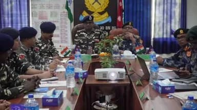 भिनगा: नेपाल में भारत-नेपाल कमांडेंट स्तरीय बैठक, SSB कमांडेंट व जवान शामिल, सीमा सुरक्षा समन्वय को मिली दिशा