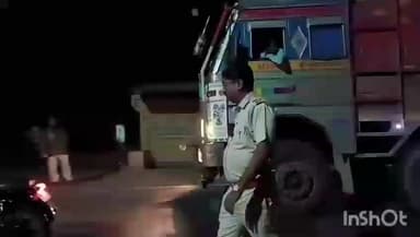 বলাগড়: নাগরিক নিরাপত্তায় জোড় নাকা তল্লাশী বলাগড় থানার,আটক অবৈধ তিনটি বালির লড়ি