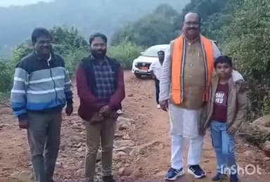 ଜି ଉଦୟଗିରି: କାଲିଗାଡୁ ପର୍ଯ୍ୟଟନ ସ୍ଥଳୀ ବୁଲି ଦେଖିଲେ ବିଧାୟକ ଉମା ଚରଣ ମଲ୍ଲିକ,ବିଭିନ୍ନ ସମସ୍ୟା ପଚାରି ବୁଝିଲେ