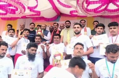 कन्नौद: सांसद खेल महोत्सव: कन्नौद में क्रिकेट और पीपलकोटा में कबड्डी प्रतियोगिता का आयोजन