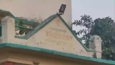 सुल्तानगंज: चना बीज की कमी से नाराज़ महिला किसान ने प्रखंड कार्यालय में की शिकायत