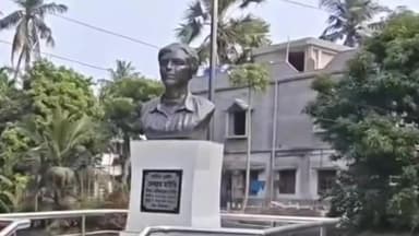 ময়না: ভোট পরবর্তী হিংসায় দেবব্রত মাইতি খুনের মামলায় নন্দীগ্রামে ৪২ জন তৃণমূল নেতা কর্মীদের শোকজ নোটিশ সুপ্রিম কোর্টের