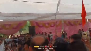 खरगापुर: एक यात्रा मां के नाम के तहत निकाली जा रही तीन दिवसीय पैदल यात्रा अधिक संख्या में लोग हुए शामिल