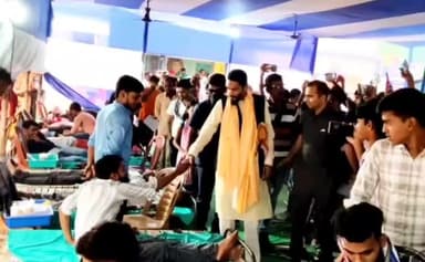 ভাঙড় ২: নিহত আইএসএফ কর্মীদের নামে রক্তদান শিবিরের আয়োজন প্রানগঞ্জ অঞ্চল কমিটির উদ্যোগে,উপস্থিত ছিলেন এলাকার বিধায়ক