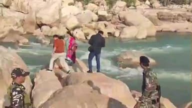 बोलबा: उपायुक्त सिमडेगा ने किया बोलबा के दनगद्दी पर्यटन स्थल का निरीक्षण, क्षेत्र का जल्द होगा विकास