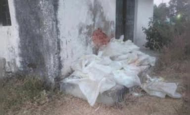 बैकुंठपुर: कोरिया जिले के चिरगुड़ा में शासकीय उचित मूल्य दुकानों में अनियमितताओं का मामला सामने आया है