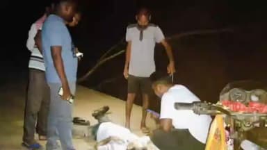 डुमरिया: डुमरिया के बोमरो गांव में पुलिया पर गिरा अज्ञात व्यक्ति, झामुमो छात्र नेता उदय मुर्मू ने पहुंचाया अस्पताल