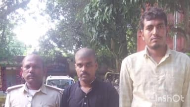 प्रतापगंज: प्रतापगंज पुलिस की कार्रवाई: दो शराब तस्कर गिरफ्तार, 5 लीटर देशी शराब व बाइक ज़ब्त