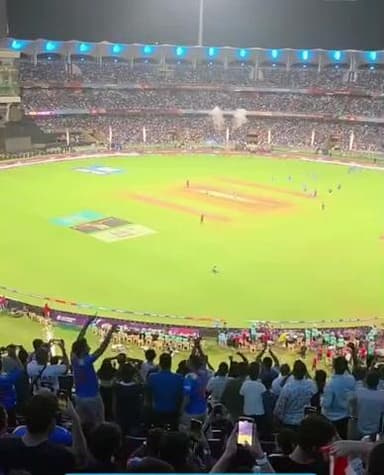 team india ki shandar jeet.....