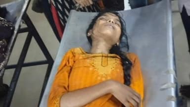 বহরমপুর: নতুনগ্রামে অ্যাসিড খেয়ে আত্মত্যার চেষ্টা এক কিশোরীর, চিকিৎসাধীন রয়েছে বহরমপুরMMC হাসপাতালে