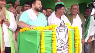 संदेश: तेजस्वी यादव ने संदेश में भरी हुंकार, एनडीए के हेलीकॉप्टर पर साधा निशाना, कहा- हम हेलीकॉप्टर को ट्रैक्टर बनाया