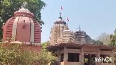 ଡାବୁଗାଁ: କେଲିଆ ଶିବ ମନ୍ଦିର ଠାରେ କାର୍ତ୍ତିକ ଶେଷ ସୋମବାର ପାଇଁ ଭକ୍ତଙ୍କ ଭିଡ଼