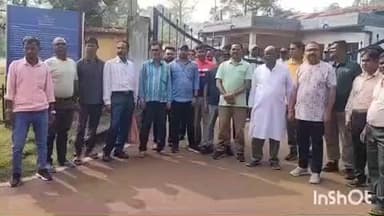 मनोहरपुर: मनोहरपुर- चिड़िया सेल कार्यालय में सेल प्रबंधन और मजदूर प्रतिनिधियों ने सोमवार को छंटनी पर वार्ता की