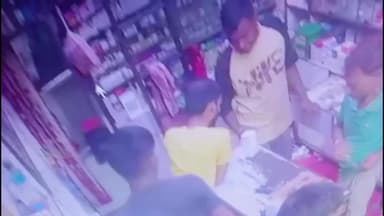 झरिया/जोरापोखर/सिंदरी: श्री कृष्णा मेडिकल के कर्मी ने दुकान से 15 से 20 लाख का किया गबन, सीसीटीवी में कैद हुई चोरी की वारदात