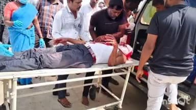 కొడంగల్: రేగటి మైలారం గ్రామ సమీపంలో రోడ్డు ప్రమాదంలో వ్యక్తికి గాయాలు ఆసుపత్రికి తరలింపు
