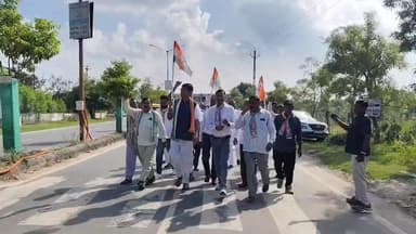 વડનગર: વડનગર કોંગ્રેસ દ્વારા કમોસમી વરસાદ નુકસાન મામલે મામલતદારને આવેદનપત્ર અપાયું