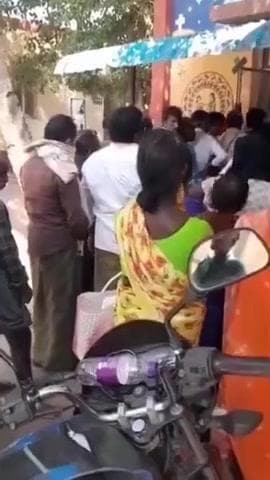 మాచర్ల ఆసుపత్రిలో రోగుల అవస్థలు