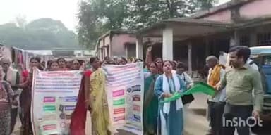 फतुहा: जीविका बीपीएम प्रियंका कुमारी के नेतृत्व में मतदाता जागरूकता रैली निकाली गई, बीडीओ ने हरी झंडी दिखाई