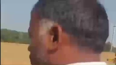 तोशाम: खेतों में जबरदस्ती हाईटेंशन बिजली के तार बिछाने का किसानों ने किया विरोध, काम रुकवाया