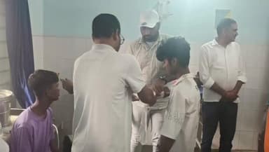 बगोदर: बगोदर-खम्भरा-बनपुरा रोड पर दो बाइक की टक्कर, चार घायल