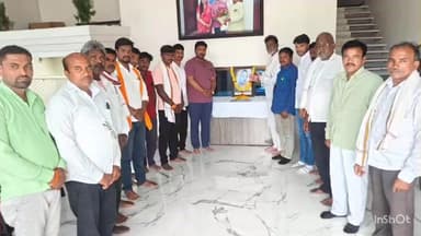 मेहकर: कवयित्री रेश्माई खरात यांच्या १२व्या पुण्यस्मरणानिमित्त विनम्र अभिवादन