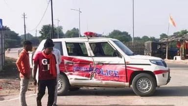 मझगवां: हनुमान धारा बाईपास पर डायल 112 दुर्घटनाग्रस्त, चालक और पुलिसकर्मी बाल-बाल बचे