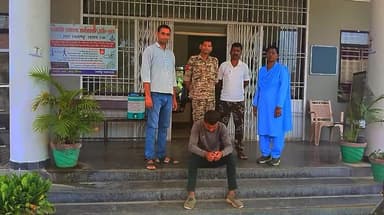 खैरलांजी: खैरलांजी पुलिस की अवैध रेत उत्खनन पर कार्रवाई, ₹4.56 लाख का ट्रैक्टर-ट्रॉली जब्त