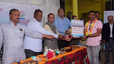 इछावर: जिले के श्यामपुर में शासकीय पीएम श्री विद्यालय में कार्यशाला आयोजित, जनप्रतिनिधि भी शामिल हुए