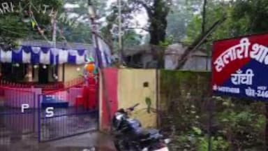 खलारी: खलारी में पूर्व उग्रवादी संगठन से जुड़े दो अपराधी गिरफ्तार