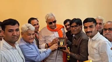 लालसोट: प्रदेश के कृषि मंत्री डॉ. किरोड़ीलाल मीना का लालसोट में जन्मदिन मनाया गया, कैबिनेट मंत्री का किया गया स्वागत