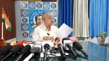 কাটোয়া ১: "জীবিত মানুষকে মৃত বানিয়েছে বিজেপি " ভোটের সুবিধা ও পেয়েছে বিজেপি, কাটোয়ায় সাংবাদিক সম্মেলন করে দাবি বিধায়কের