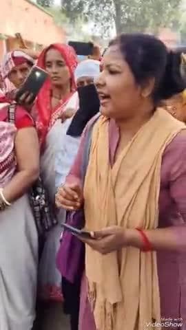 सूर्यपुरा: सूर्यपुरा और दावथ प्रखंड में आंगनबाड़ी सेविकाओं और जीविका द्वारा मतदाता जागरूकता अभियान के तहत कार्यक्रम किए गए