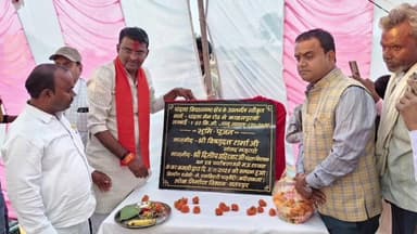 गौरिहार: चंदला विधानसभा में विकास: मंत्री दिलीप अहिरवार ने ₹1.70 करोड़ की सड़क का किया भूमिपूजन