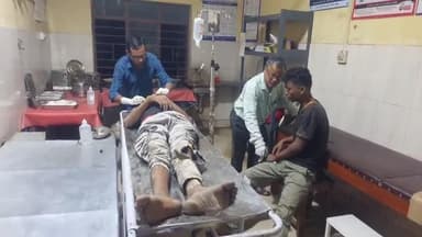 ইটাহার: ইটাহারের পাগলিমোড়ে নিয়ন্ত্রণ হারিয়ে বাইক নিয়ে ডিভাইডারে ধাক্কা, গুরুতর জখম দুই যুবক