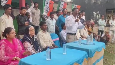 আউশগ্রাম ১: কোন বৈধ ভোটারের নাম বাদ যাবে না, করটিয়ায় অনুষ্ঠিত সভা থেকে এলাকাবাসীকে আশ্বস্ত করলেন আউশগ্রাম অঞ্চল তৃণমূলের সভাপতি