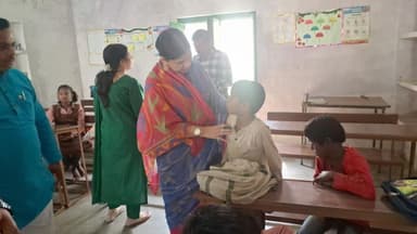 ऐसे #education का क्या मतलब जब #students को #pmmodi #cmyogi और #rajyapal को नही जानते