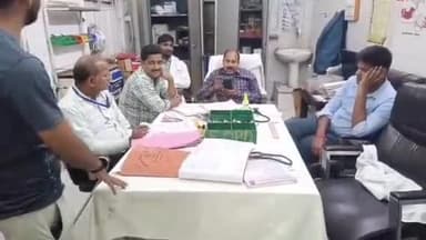 महोली: पुरनिया में मां से हुई कहा-सुनी के चलते बेटे ने खाया जहरीला पदार्थ, हालत बिगड़ने पर युवक का उपचार जारी