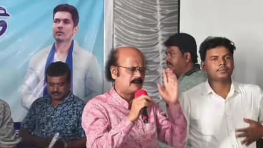 বেলডাঙা ২: রাত পোহালেই SIR প্রক্রিয়া শুরু,তার আগে রেজিনগর বিধানসভার ১৪টি অঞ্চলের BLA2 নিয়ে আলোচনায় বিধায়ক