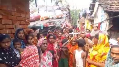 উলুবেড়িয়া ২: এস আই আর আতঙ্কে আত্মঘাতী এক যুবক উলুবেড়িয়ার খলিশানি এলাকায়