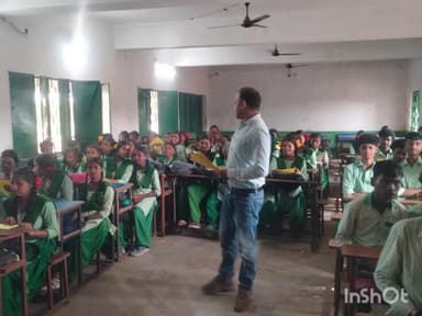 मुख्यमंत्री सारथी योजना का प्रचार प्रसार राज्य कृत प्लस टू हाई स्कूल चंदवा में किया गया