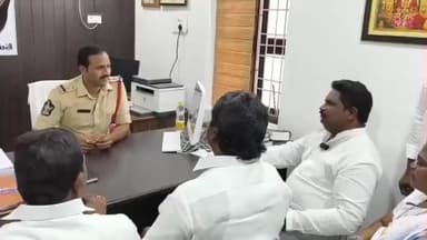 వైసీపీ కార్యకర్తలను పోలీసులు ఇబ్బందులకు గురి చేస్తున్నారు: వైసీపీ కోనసీమ అధ్యక్షులు జగ్గిరెడ్డి