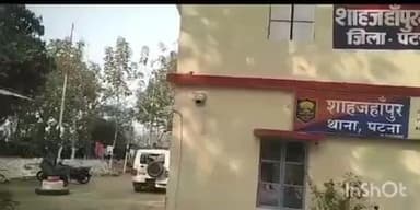 दनियावां: शाहजहांपुर पुलिस ने बख्तियारपुर विधानसभा प्रत्याशी के तीन प्रचार वाहन ज़ब्त किए