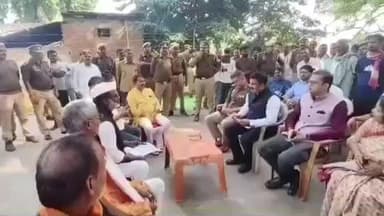 केराकत: राजेपुर के घाट पर आमरण अनशन पर बैठे ज़ज सिंह अन्ना का जिलाधिकारी दिनेश चंद ने पहुंचकर कराया समाप्त