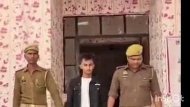 मार्टिनगंज: मनबढ़ ने किया था गोली मारकर हत्या पुलिस ने किया था मुकदमा आरोपी को पारा मोड़ से किया गिरफ्तार