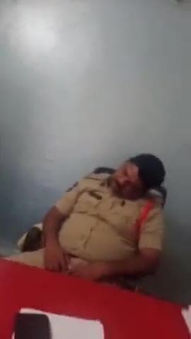 జాజిరెడ్డి గూడెం: అరవపల్లి ఎస్సై విధులు మరిచి నిద్రలోకి జారిన వీడియో సోషల్ మీడియాలో వైరర్