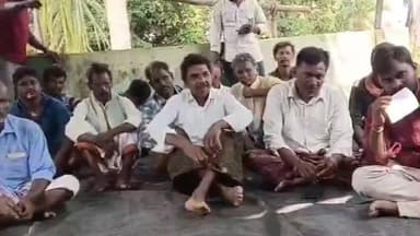 టెక్కలి: ప్రాచీన కల్లుగీతవృత్తిని జీవనోపాధిగా చేసుకున్న గీతకార్మికులను ప్రభుత్వాలు విస్మరిస్తున్నదన్న AP కల్లుగీత కార్మిక సంఘం