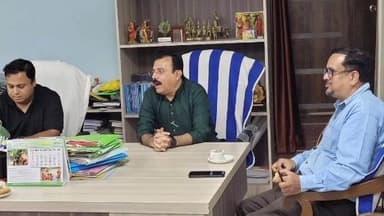 বজবজ ২: বজবজ দু নম্বর ব্লকের বিভিন্ন এলাকার সার্বিক উন্নয়ন সংক্রান্ত বিষয়ে আলোচনা সভা করলেন পঞ্চায়েত সমিতির সভাপতি